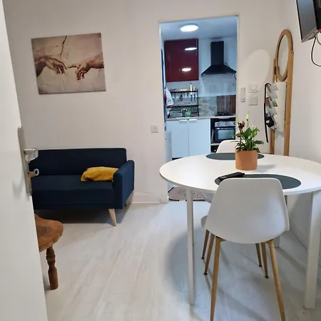 Ferienhaus Charmante Maisonnette *